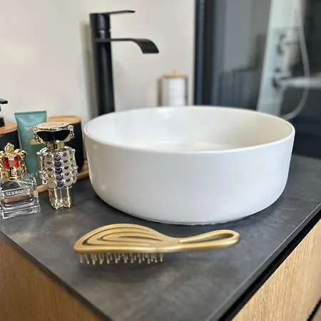 L'arbre De Soie Futuroscope Acacia * Vouillé